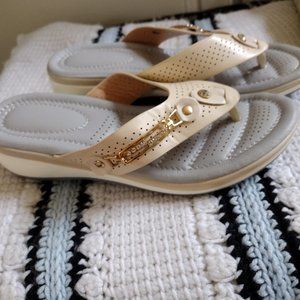 Women's Sandals